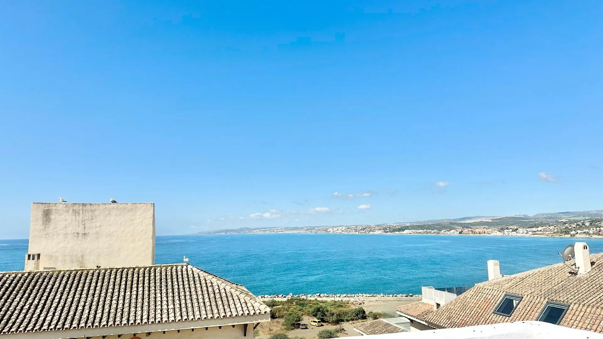 The Pearl Of Pinacho - Beach Front & Swimming Pool Estepona Spain