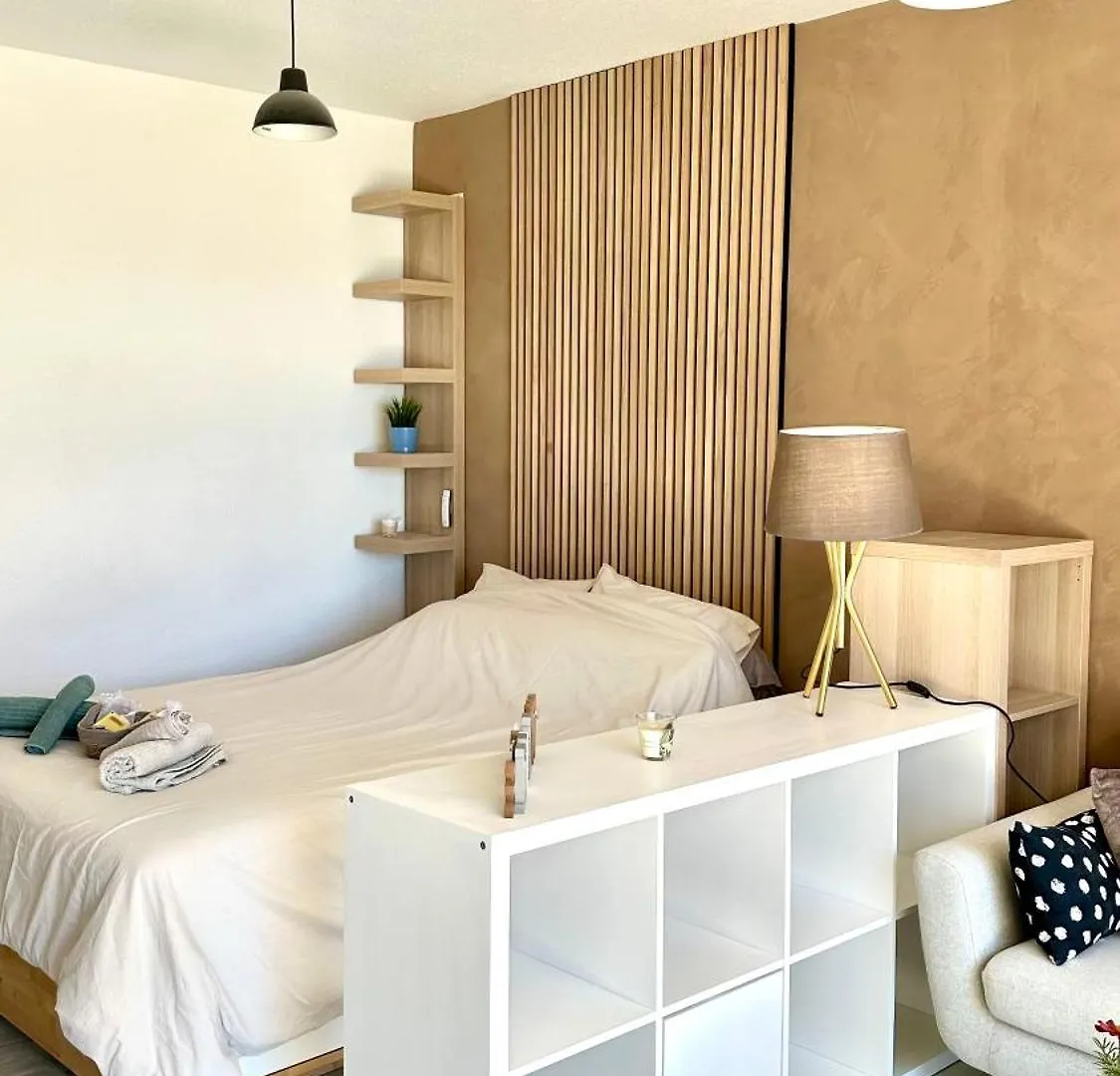 The Pearl Of Pinacho - Beach Front & Swimming Pool Estepona 0*,  Spain
