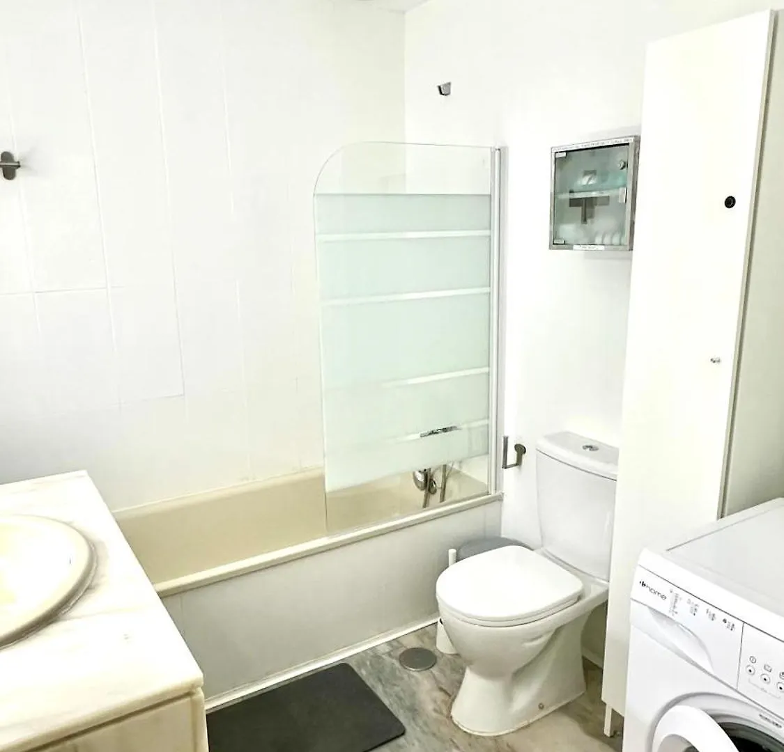 The Pearl Of Pinacho - Beach Front & Swimming Pool Estepona Apartman