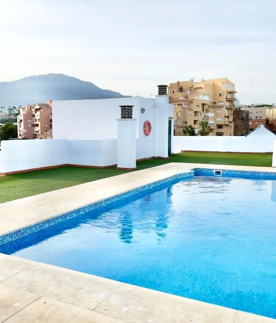 The Pearl Of Pinacho - Beach Front & Swimming Pool Estepona Apartman